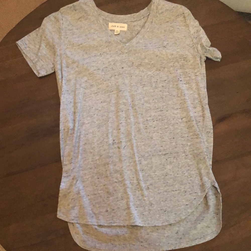 Madewell Cloth and Stone V neck